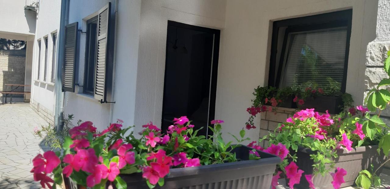 Apartments Ruzica Пула Екстериор снимка